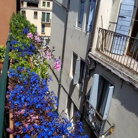 Ca' San Silvestro 2 Terrazze Nel Cuore Di *