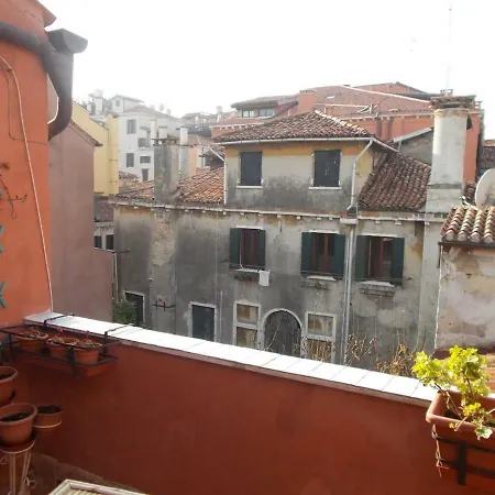 Ca' San Silvestro 2 Terrazze Nel Cuore Di Lejlighed *