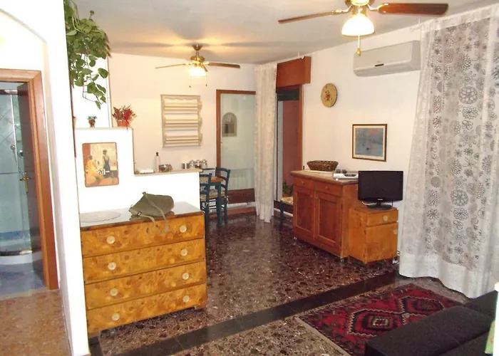 Ca' San Silvestro 2 Terrazze Nel Cuore Di Appartamento *